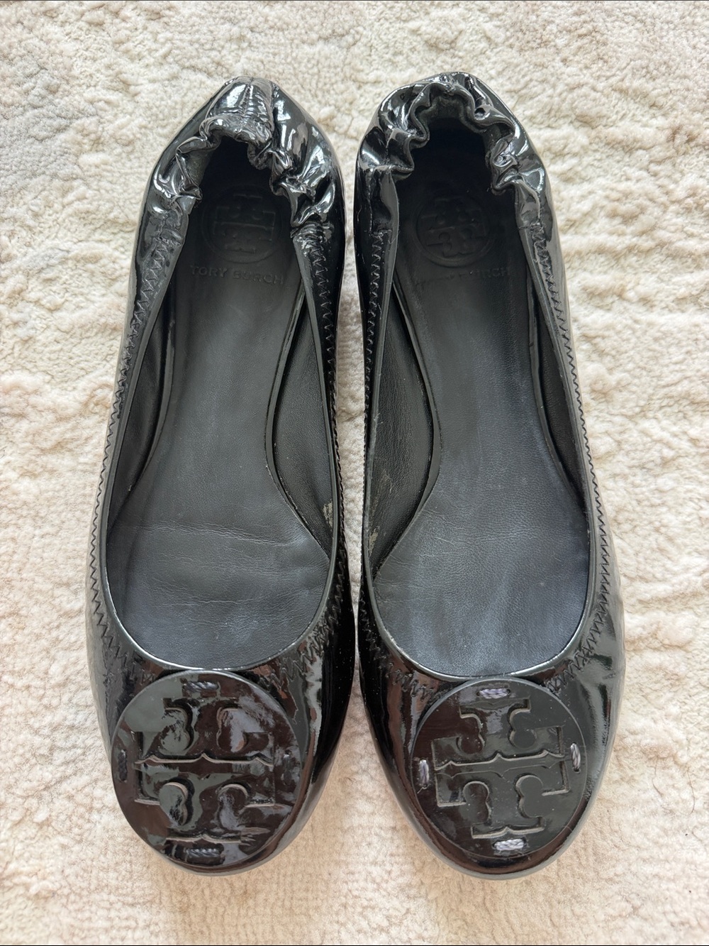 Tory Burch Black Patent Leather Logo Round-Toe Ballet Flats